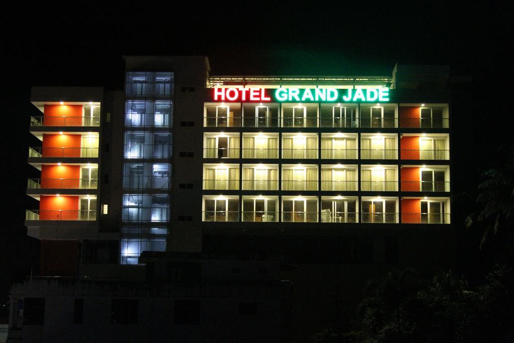 Grand Jade Hostel Myeik Buitenkant foto